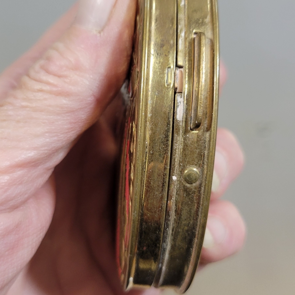 Antique Powder Makeup  Compact - Picture 4 of 6